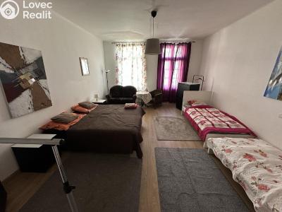 Pronájem bytu 3+1 Praha, Krakovská č. 5