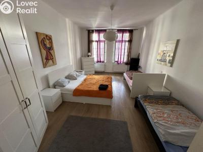 Pronájem bytu 3+1 Praha, Krakovská č. 6