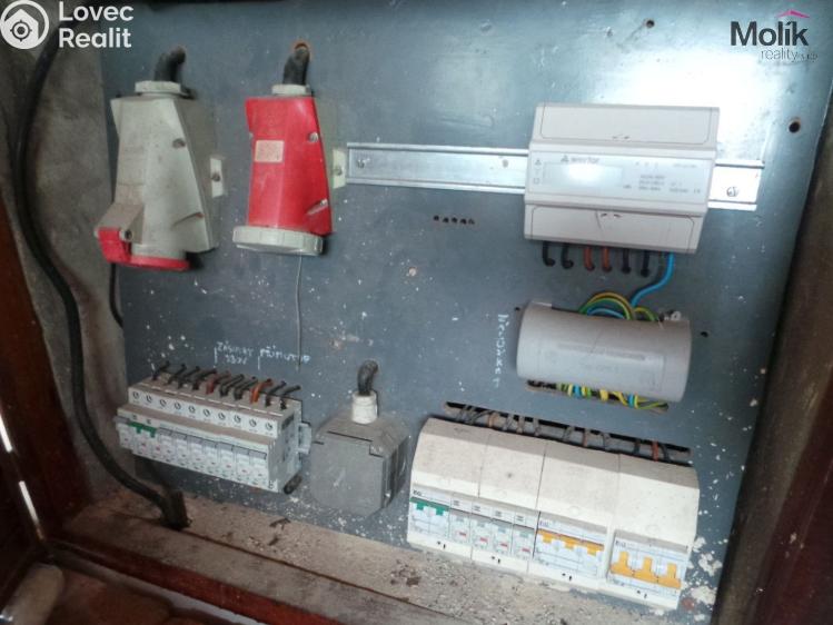 Продажа семейного дома Žiželice č. 23