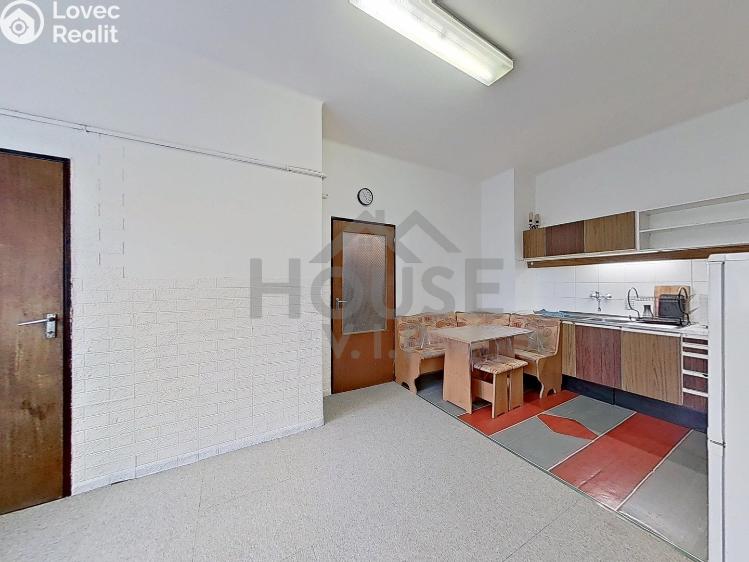 Sale apartment 2+KK Praha, Za Strahovem č. 2