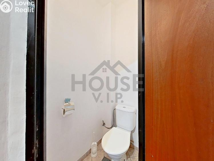 Sale apartment 2+KK Praha, Za Strahovem č. 16