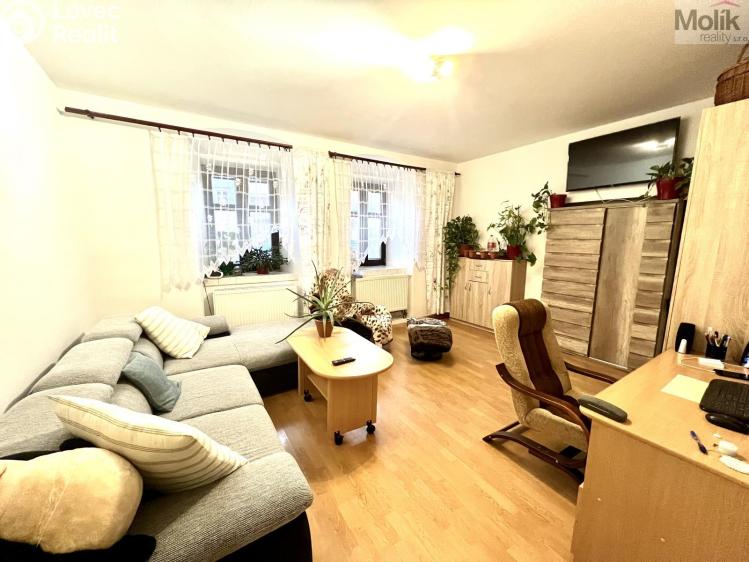 Sale multi-gen house Žatec, Žižkovo náměstí 86 č. 34