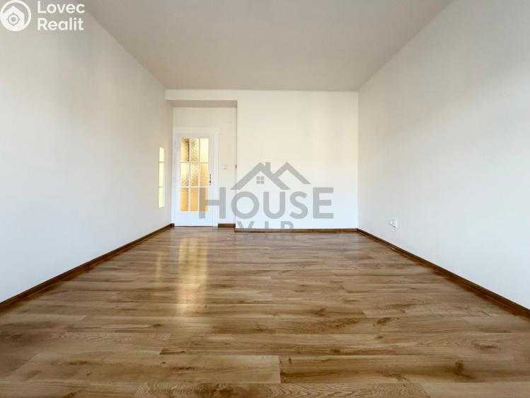 Prodej bytu 1+KK Praha, Prouzova č. 5