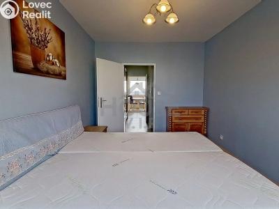 Продажа квартиры 4+1 Praha, Mezi školami č. 10