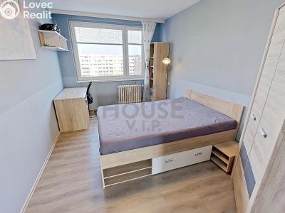 Продажа квартиры 4+1 Praha, Mezi školami č. 13