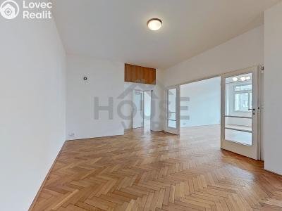 Sale apartment 4+1 Praha, Londýnská č. 12