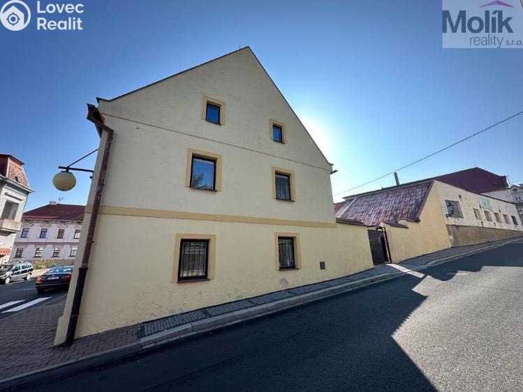 Sale multi-gen house Žatec, Tyršova č. 31