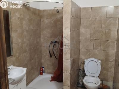 Sale multi-gen house Kostelec nad Labem, nám. Komenského č. 6