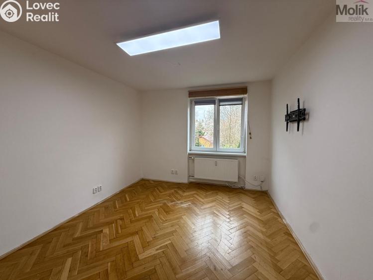 Rent apartment 1+1 Litvínov, Ladova č. 4