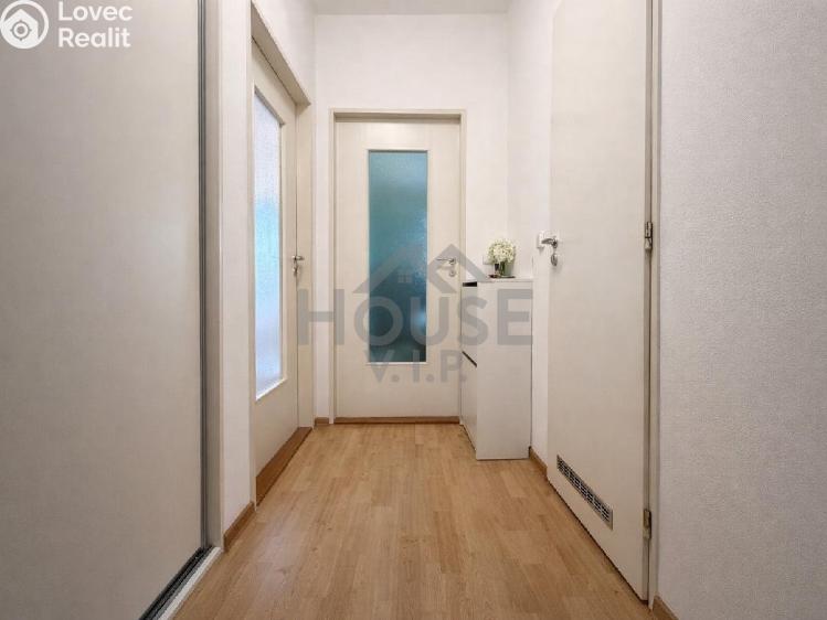 Prodej bytu 2+KK Praha, Rotavská č. 3