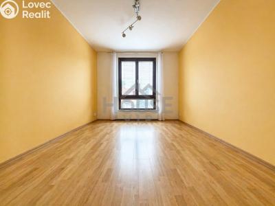 Sale apartment 2+KK Praha, Rotavská č. 1