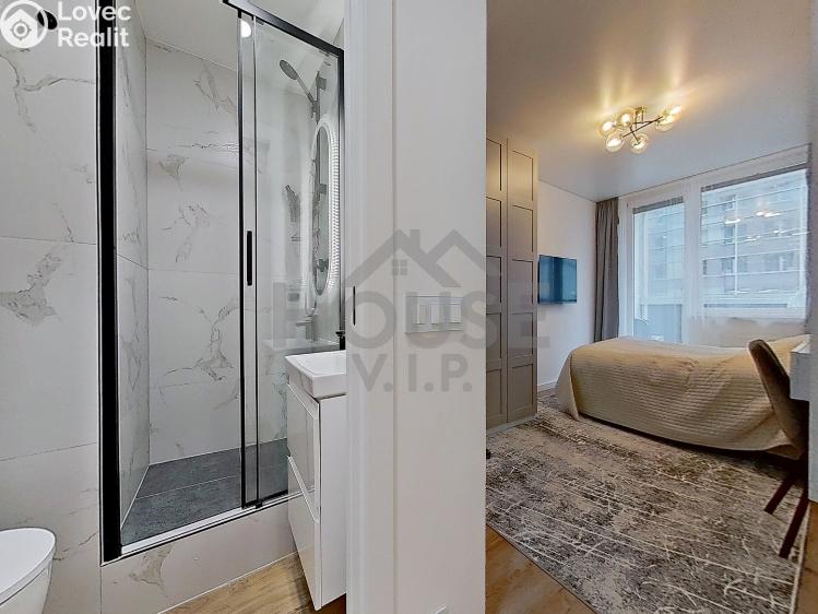 Prodej bytu 5+KK Praha, Přemyslovská 211/46 č. 13