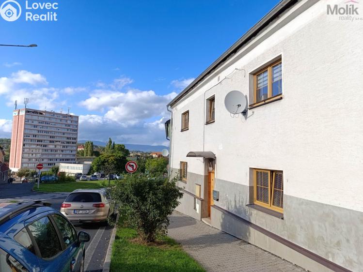 Продаж сімейного будинку Bílina, Pražská 54/21 č. 2