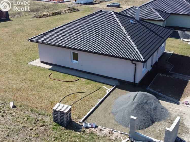 Prodej rodinného domu Karlovy Vary, Ke Golfu č. 24