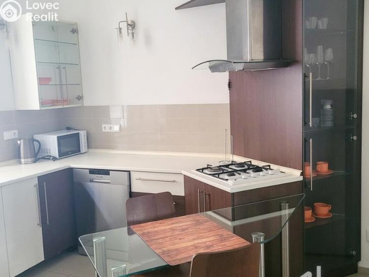 Pronájem bytu 2+1 Praha, Lublaňská č. 4