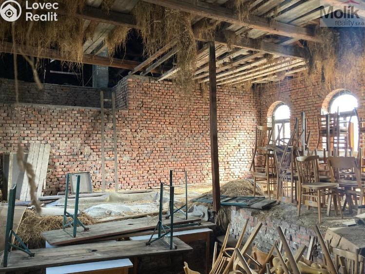 Sale multi-gen house Horní Moštěnice, Náměstí Dr. M. Tyrše č. 4