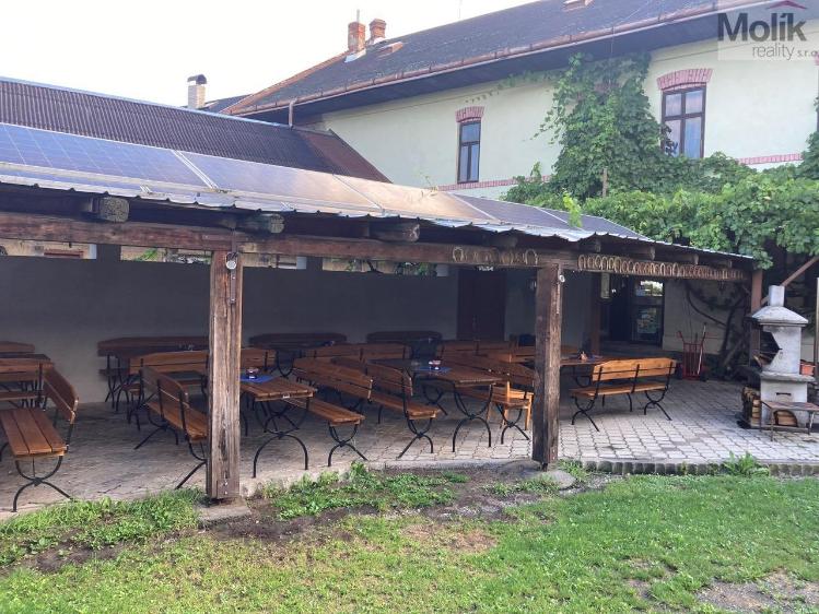 Sale multi-gen house Horní Moštěnice, Náměstí Dr. M. Tyrše č. 8