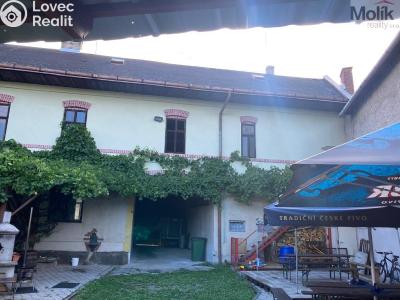 Prodej vícegeneračního domu Horní Moštěnice, Náměstí Dr. M. Tyrše č. 10