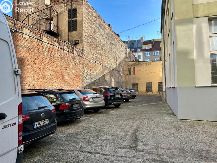 Pronájem kanceláře Praha, U průhonu 466/22 č. 12