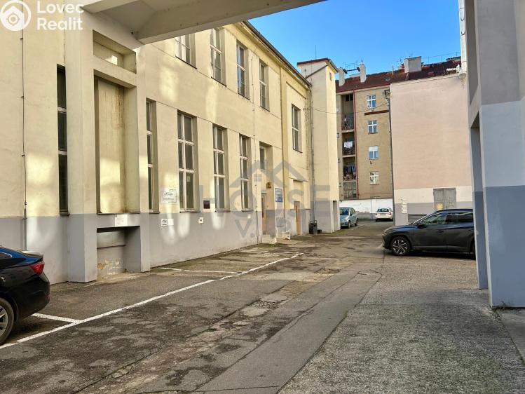 Pronájem kanceláře Praha, U průhonu 466/22 č. 13