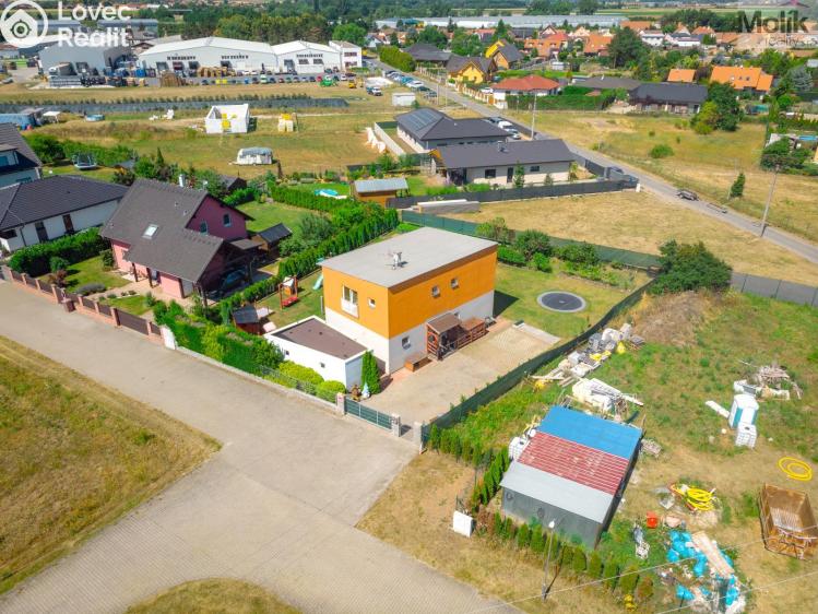 Продажа семейного дома Obříství, Povodňová 301 č. 33