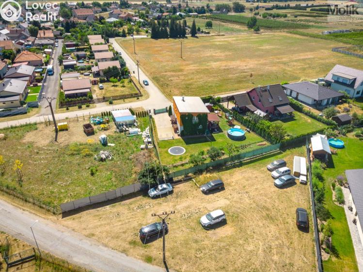 Продажа семейного дома Obříství, Povodňová 301 č. 35