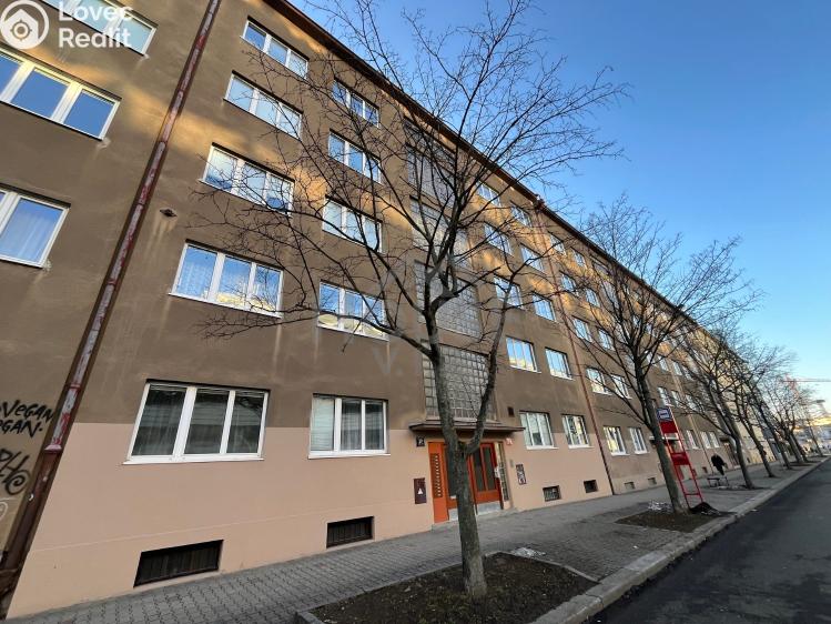 Prodej bytu 3+1 Praha, Budějovická č. 17