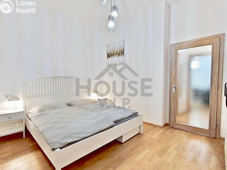 Sale apartment 2+KK Praha, Bořivojova č. 8