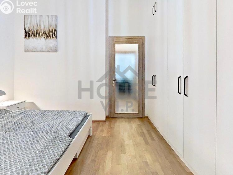 Sale apartment 2+KK Praha, Bořivojova č. 16