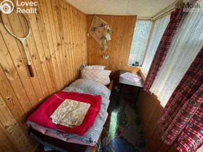 Sale hut Koštice č. 6