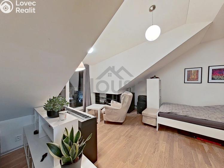 Prodej bytu 1+KK Praha, Velvarská č. 5