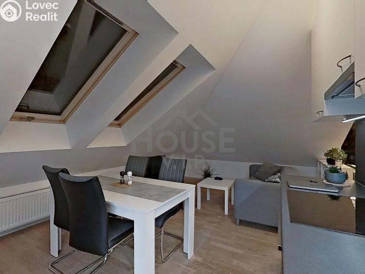 Prodej bytu 1+KK Praha, Velvarská č. 9