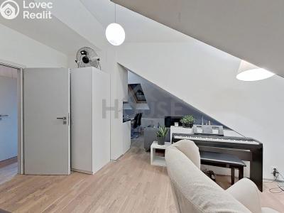 Prodej bytu 1+KK Praha, Velvarská č. 3