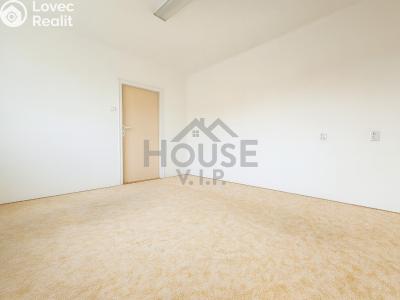 Prodej bytu 2+1 Praha, 28. pluku č. 2