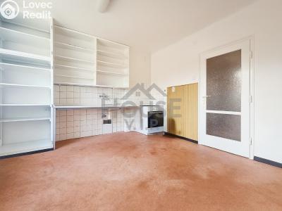 Prodej bytu 2+1 Praha, 28. pluku č. 4