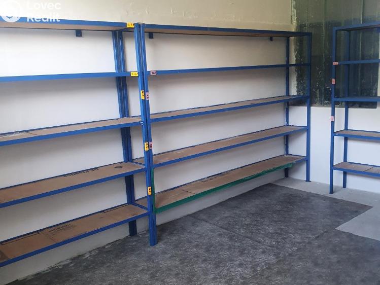 Pronájem komerční nemovitosti Korozluky č. 8