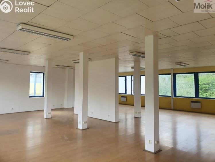 Pronájem komerční nemovitosti Korozluky č. 11