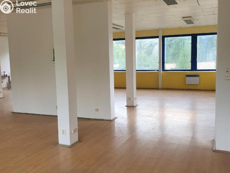 Pronájem komerční nemovitosti Korozluky č. 13