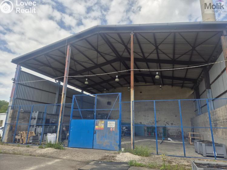 Pronájem komerční nemovitosti Korozluky č. 33