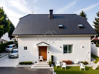 Sale family house Praha, Lišická č. 5