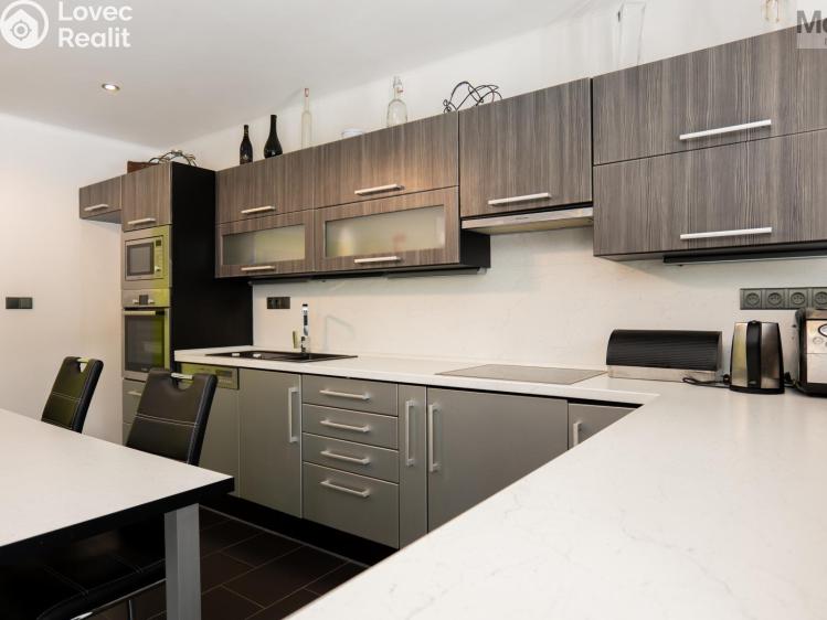 Prodej kanceláře Skršín č. 4