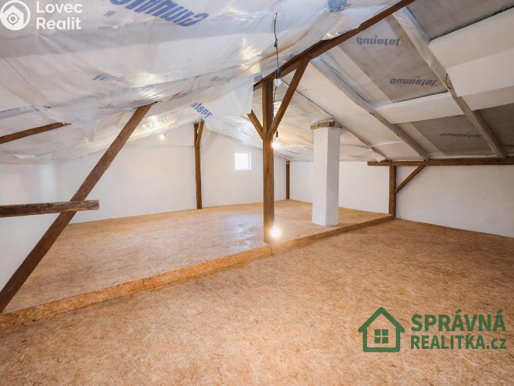 Продажа семейного дома Chodová Planá č. 10