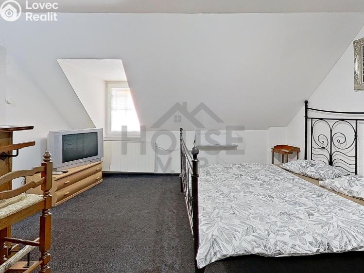 Prodej vícegeneračního domu Hýskov, Prostřední 73 č. 10