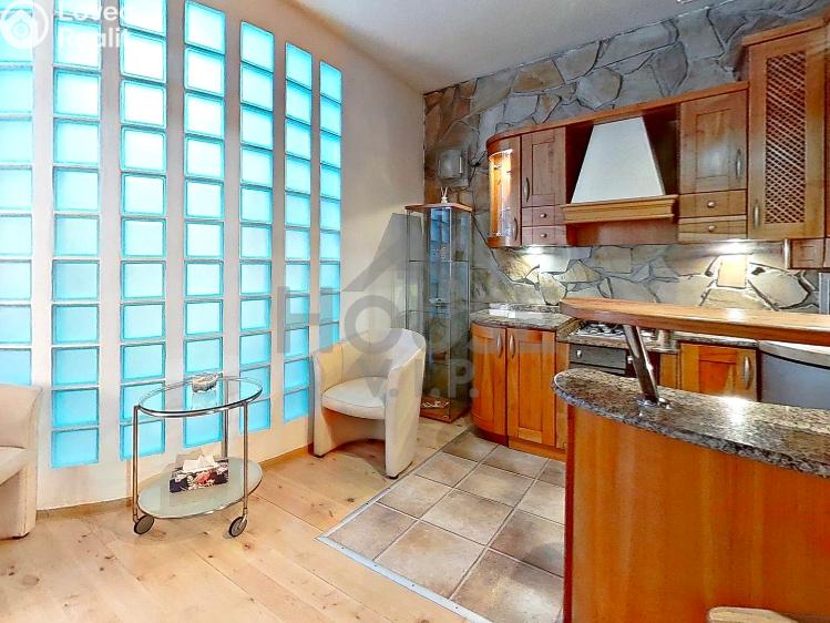 Prodej vícegeneračního domu Hýskov, Prostřední 73 č. 33