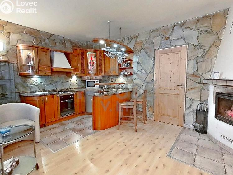 Prodej vícegeneračního domu Hýskov, Prostřední 73 č. 49