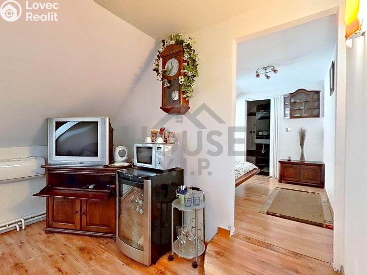 Prodej vícegeneračního domu Hýskov, Prostřední 73 č. 74