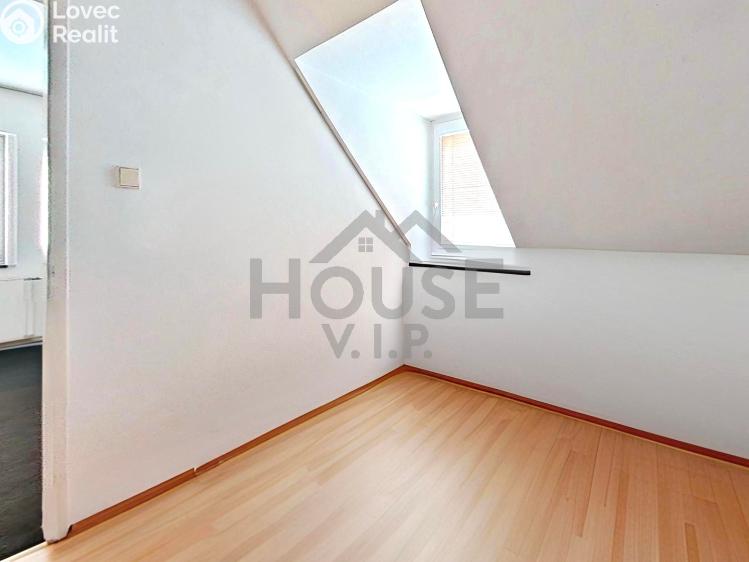 Prodej vícegeneračního domu Hýskov, Prostřední 73 č. 79