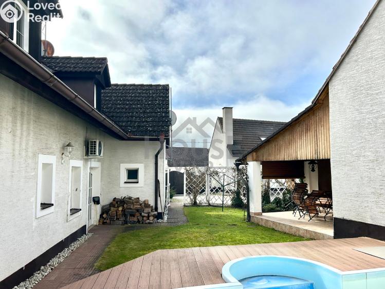 Prodej vícegeneračního domu Hýskov, Prostřední 73 č. 84