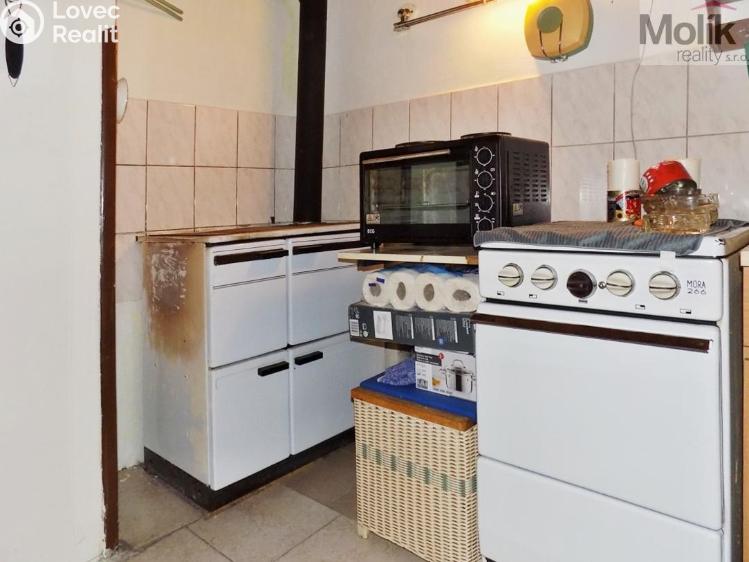 Sale hut Stráž nad Ohří č. 14