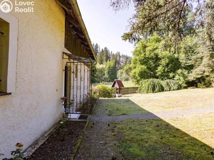 Prodej zemědělské usedlosti Žihle č. 32